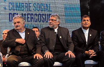 Los presidentes José Mujica y Fernando Lugo ya expresaron su preocupación por las medidas proteccionistas encubiertas en la cumbre anterior, de junio. / Crédito:Presidencia de Paraguay
